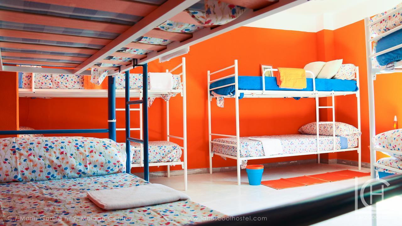 Larios Cool Hostel Malaga Bagian luar foto
